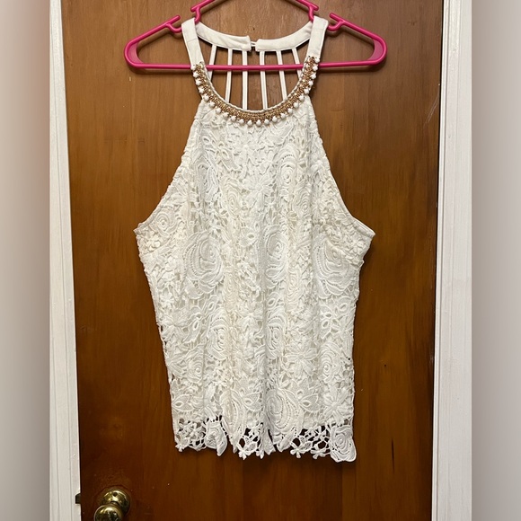 VENUS Tops - Venus brand Summer stylish Top.Elegant White Lace Halter Top